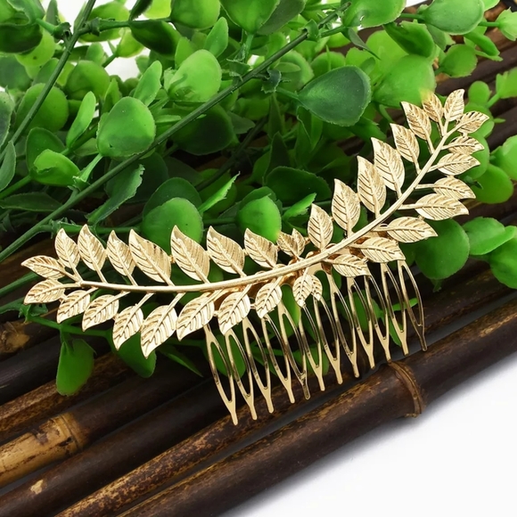 Hair Accessories - Picture 6 of 10